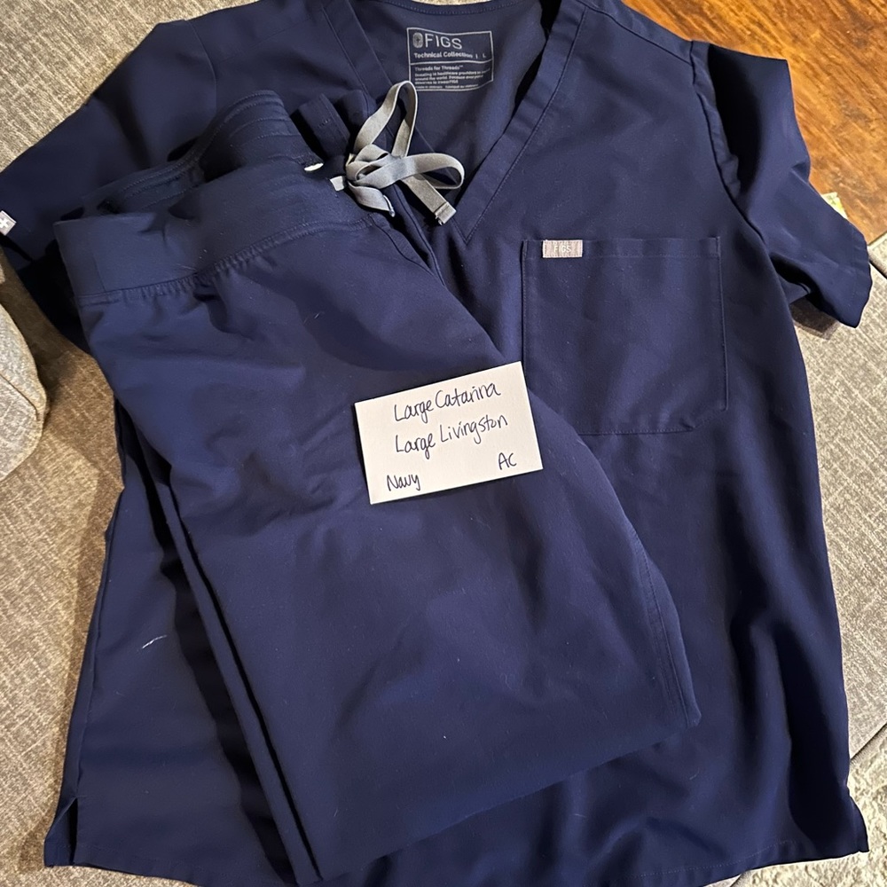 FIGS scrubs